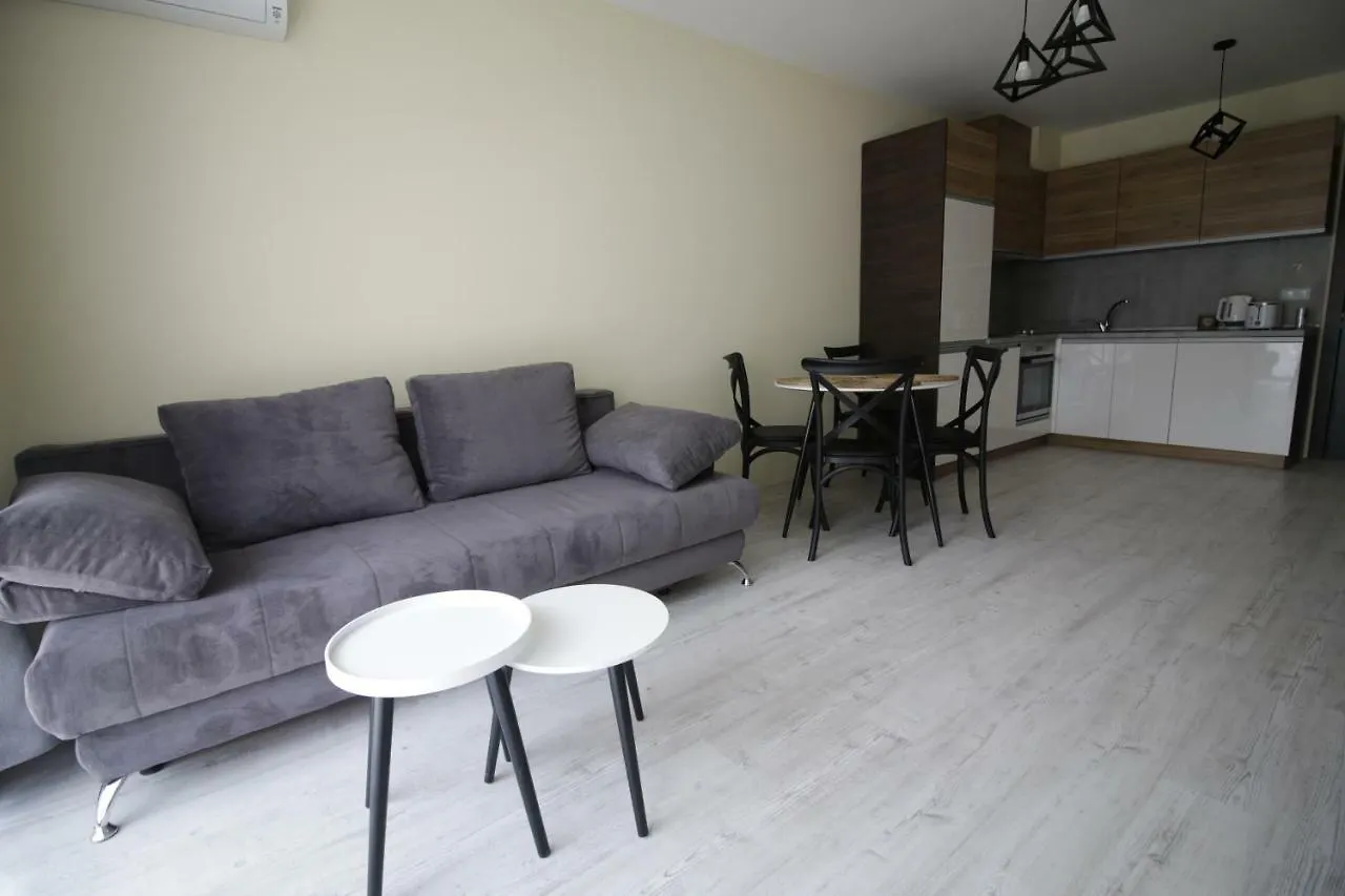 La Familia Apartments Varna 0*,  Bulgaria